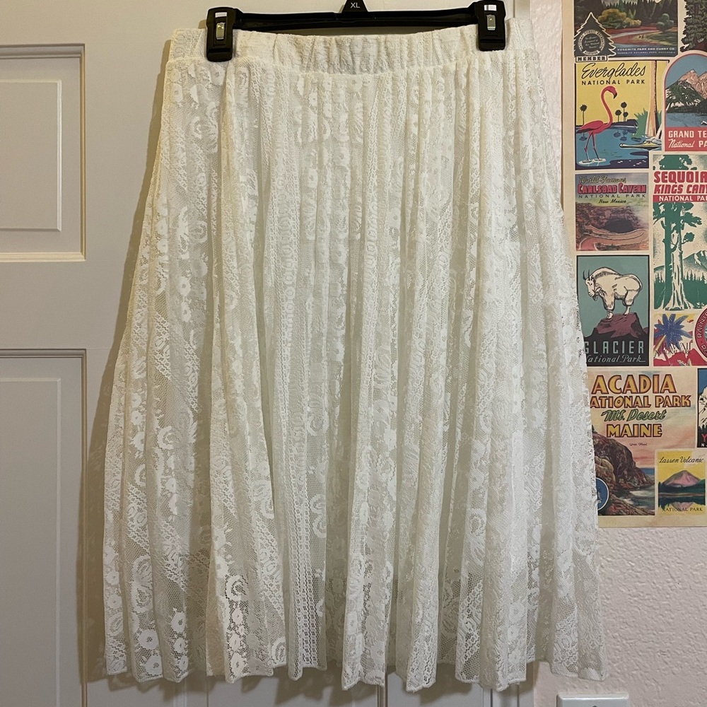 LAPIS brand white lace skirt